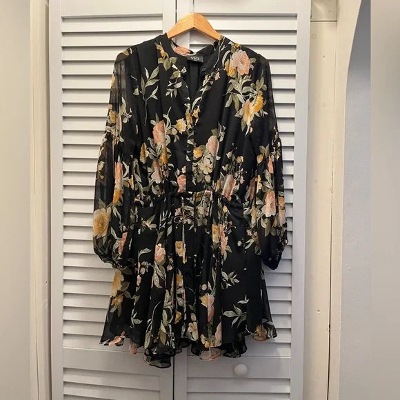 Vici Dress - Picture 11 of 14